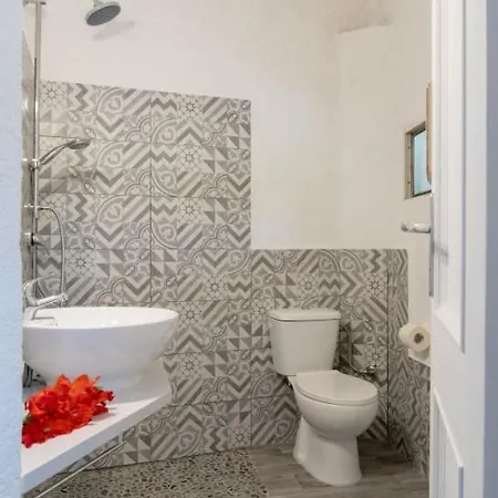 Depandance Luxe Villa *