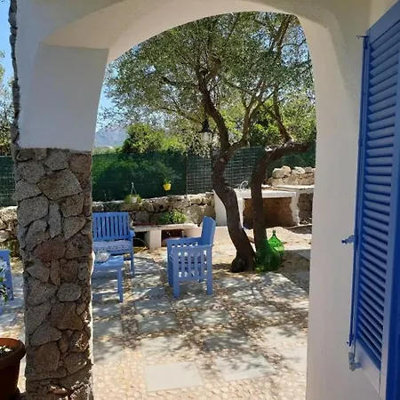 Depandance Cugnana, Immersa Nel קוניאנה